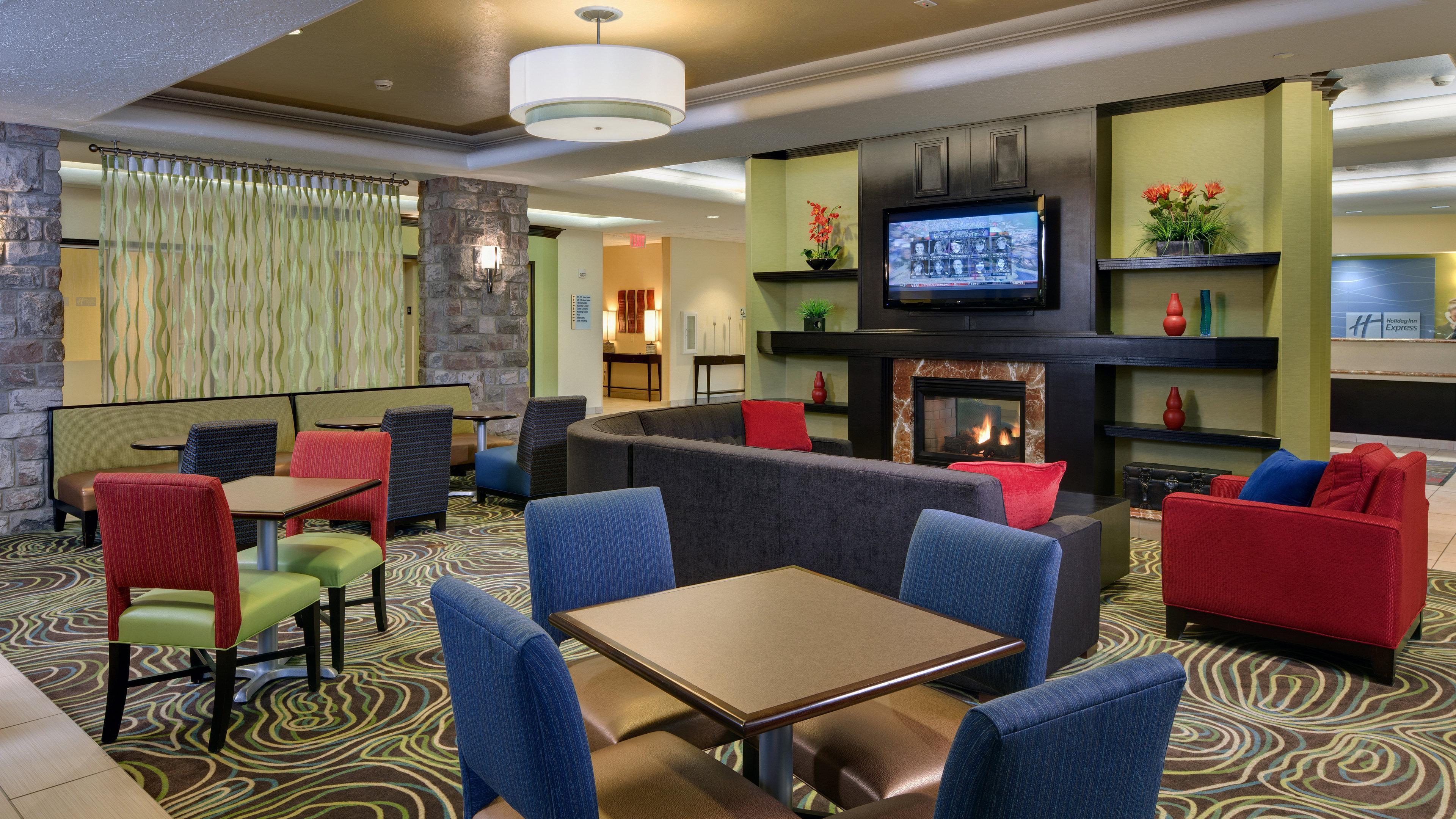 Holiday Inn Express Hotel & Suites Saginaw By Ihg Zewnętrze zdjęcie