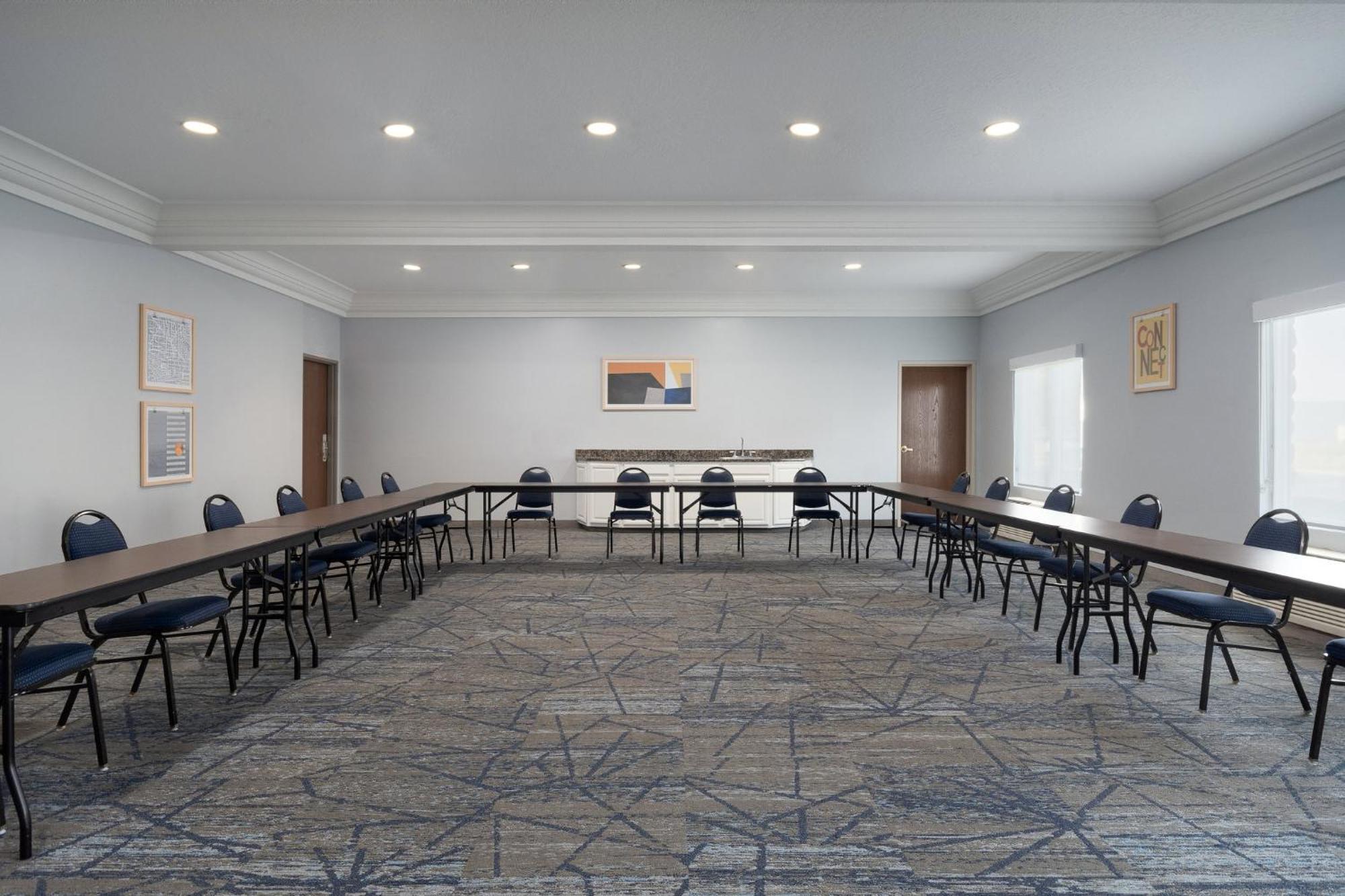 Holiday Inn Express Hotel & Suites Saginaw By Ihg Zewnętrze zdjęcie